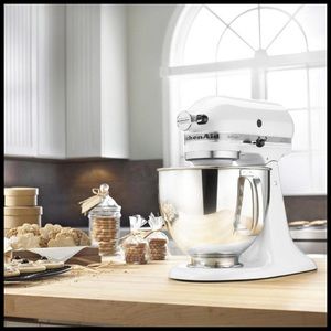 White kitchenAid stand mixer